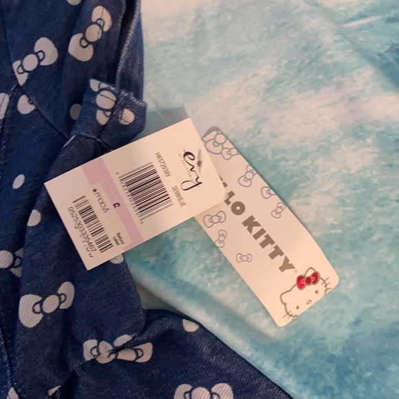 hello kitty dress - Picture 5 of 5